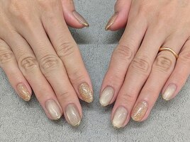 上品ネイル