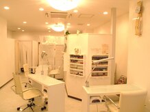 ネイルサロンアンジュ(Nail Salon Ange)/阪急上桂駅踏切渡ってすぐ！