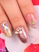 カラーズ 浜松店(colors)/キラキラでバラパーツがキュート