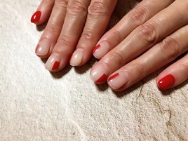 レッドラインネイル