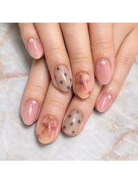 ¥3850　ドットネイル