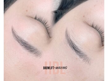 ライフズラッシュ(Lifes lash)/ハリウッドブロウリフト