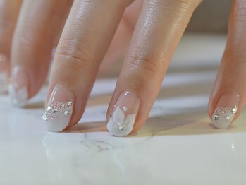 ネイルサロンブラン(nail salon BLANC)/大人フラワーブライダルネイル