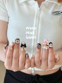 個性派　ゴテゴテネイル