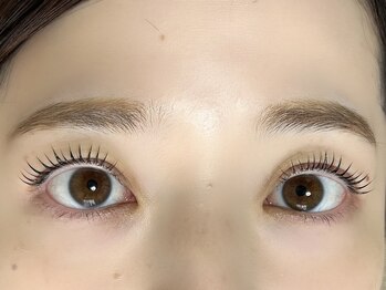 シエロアンドヒラリー/