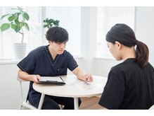 リライフの雰囲気（丁寧なカウンセリングでお客様の悩みと痛みの原因を追究します）