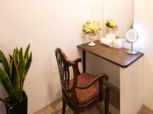 サロンドクホ 表参道店(Salon de KUHO)/メイクスペース