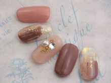 ソルノワ(sol-noir)/