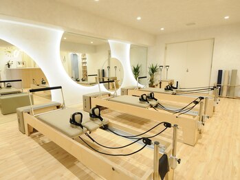 ピラティスエイチプラス(Pilates H Plus)/PilatesHPlus