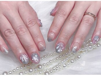 マグロ ネイルサロン/