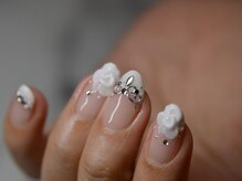 ネイルサロンブラン(nail salon BLANC)/ティアラのブライダルネイル