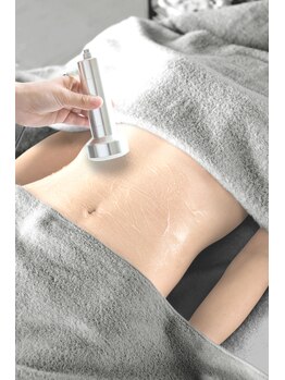 サロン ド シャルール/最新マシンでボディメイキング