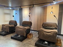 サオリー 天神店(SAOLEE)の雰囲気（こだわりの"ふかふか"ソファは座り心地◎清潔感のある上品空間♪）