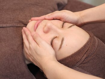 グラサヴォーグ 三宮店