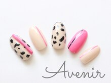 アヴィニール 表参道(Avenir)/ピンクレオパ