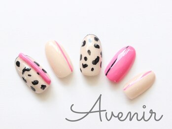 アヴィニール 表参道(Avenir)/ピンクレオパ