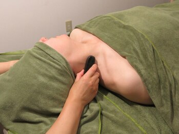 リラクゼーション 禅の写真/的確な力加減が心地よい癒しのアロマオイルマッサージ☆首肩こり,腰痛,疲れを解す深いリラックスをご提供♪