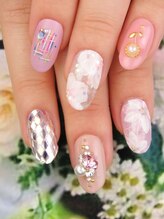 カラーズ 浜松店(colors)/ホワイトフラワーでガーリーに♪