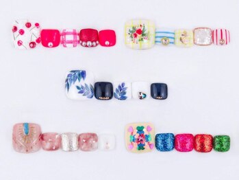 まつげアンドネイル ディアマンローズ(DIAMANT ROSE)/フットネイルつけ放題 6600円