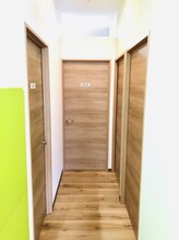 えにし整骨院 整体院/個室での施術になります