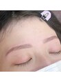 ビューステージ アイブロウサロン 金山 平行アーチ眉