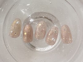 トレンドニュアンスネイル