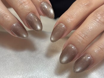 マラマネイル(Malama Nail)/フラッシュマグネット×ピンク