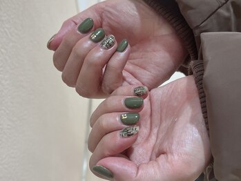 ちぐはぐニュアンスネイル＊*