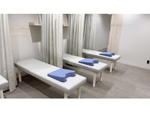 アイキュア鍼灸接骨院 JR住吉駅前(iCure鍼灸接骨院)/店内