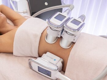 ウナ サロン ド グッドスタイル(UNA SALON DE GOOD STYLE)の写真/最新マシンで皮下脂肪に結果が出る！リバウンドしにくい痩身◎