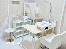 Netflixを観ながら、個室で周りを気にせず施術を受けられます♪