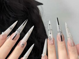 トレンド感ニュアンスネイル