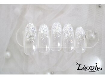 レオニー(Leonie)/ラメグラ星パーツネイル
