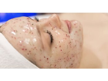 モア(moa)/ハイドロジェリーマスク導入!