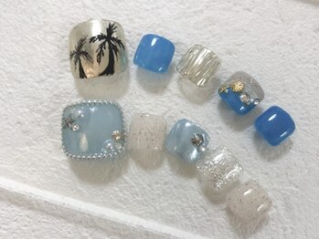 ムーミーフェブ 板橋店(muumii Feb.)の写真/[足元も華やかに☆フットデザインコース7500円!次回予約で6500円]親指アート2本付コースも人気![板橋/池袋]