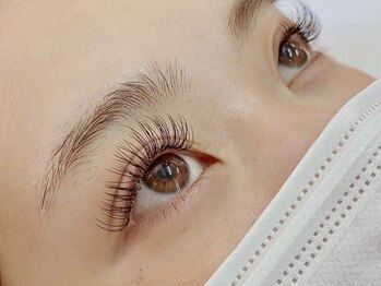 エクラ(Eclat)の写真/理想の目元に仕上げます♪まつげパーマ(ケラチントリートメント付)¥4400～/フラットラッシュ120本¥4400～
