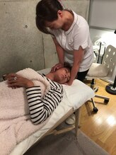 小顔 隆鼻矯正専門店 ラプリアモル(Raplit amor)/「ハピスタ」TV収録ｂｙ本店内