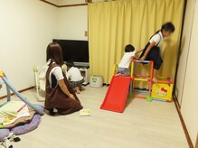 ボディバランスの雰囲気（別室にお子様見守りスタッフ＆スペース完備です♪）