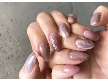アロナ ネイルサロン アンド スクール(alona)/大人なピンク×パープル♪