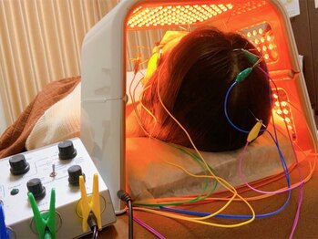 ハリシア(HARICIA)/LED照射エイジングケア美容鍼