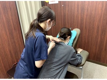 高田馬場名倉堂鍼灸接骨院/背骨矯正