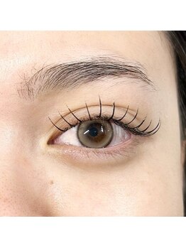 マツエク/まつげパーマ/パリジェンヌ/眉毛/LED etora池袋/パリジェンヌorまつげパーマ