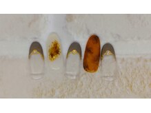 シャンティー ヒラギシ(Shanti hiragishi)/