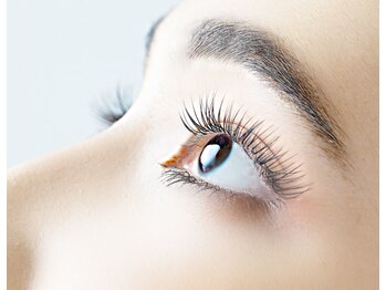 まつげエクステサロン アイズ 武蔵浦和店(I's)/LEDマツエク×フラット120本