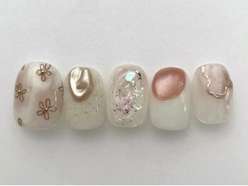 アイネイルズ 池袋店(I-nails)/ホワイトお花ニュアンス