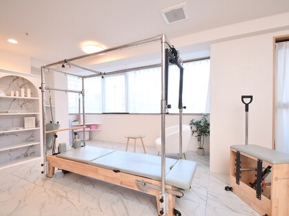 ENEU PILATES パーソナルマシンピラティス【エヌー】の写真