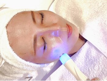 アンフルーヴの写真/毎日積み重なる紫外線ダメージをなかったことに★お肌をさらに美白・美肌にするためのスペシャルケア♪