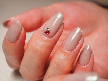 ビューティトリップ(Beauty TRIP)/オーロラの輝きで艶フレンチ