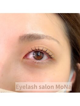 モナ(MoNa)/韓国風束間まつ毛パーマ