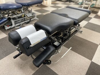 谷塚駅前整骨院/カイロ矯正ベッド